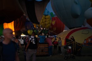 2024BalloonFiestaGlow-80.jpg